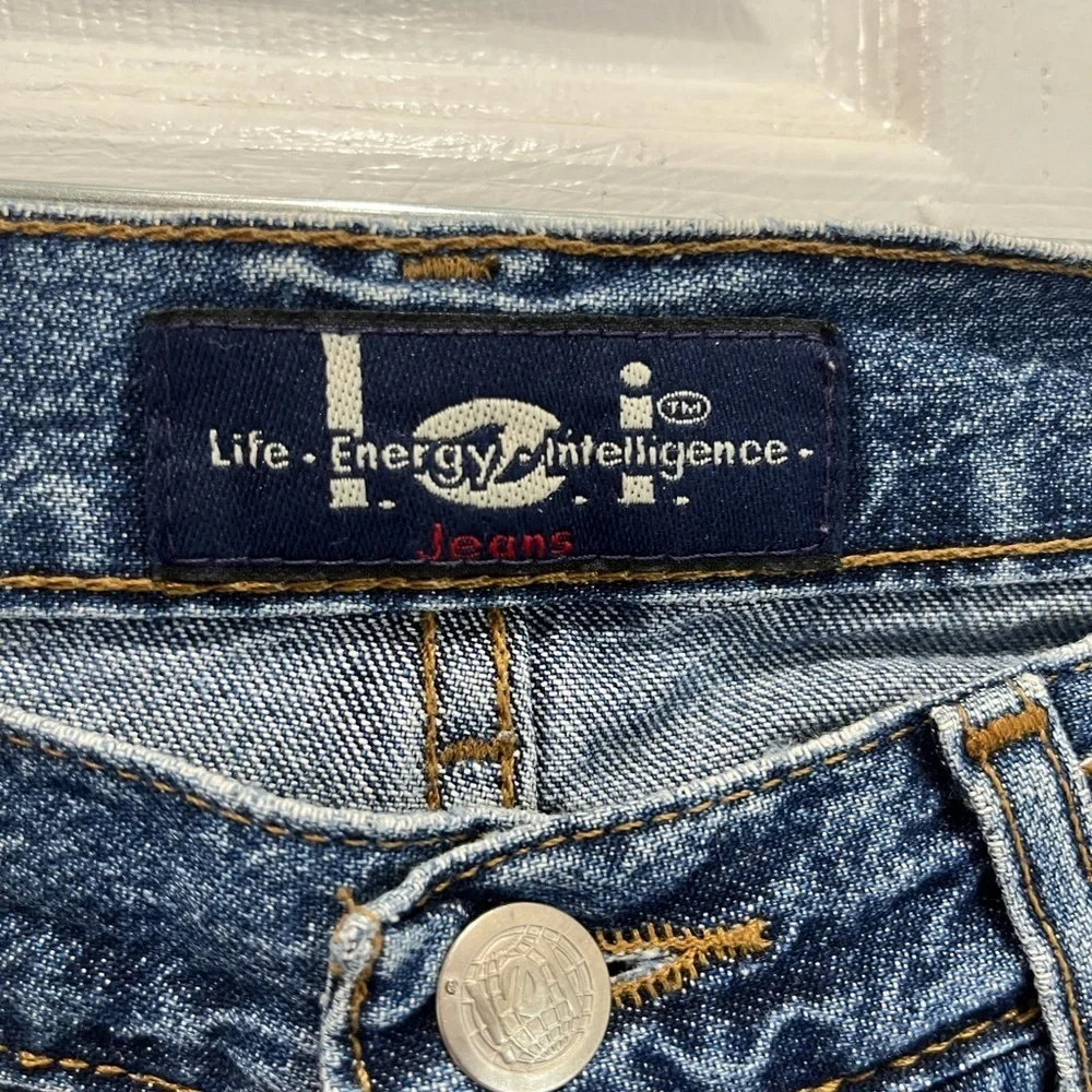Dark wash l.e.i. Capri jeans